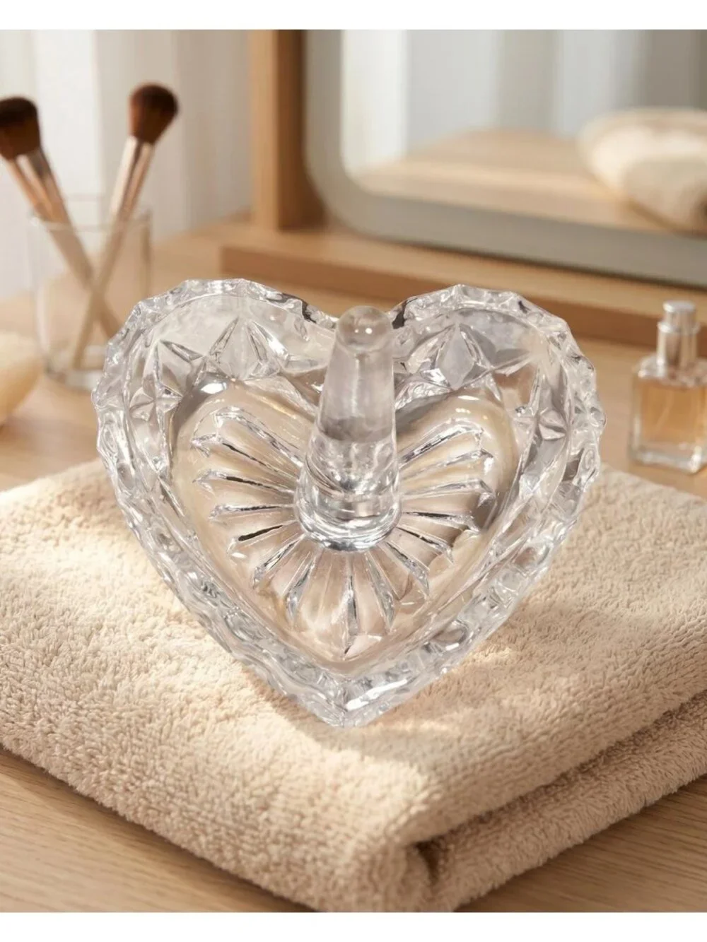 Vintage Heart Crystal Ring Holder Etched Glass Jewelry Dish Vanity Decor